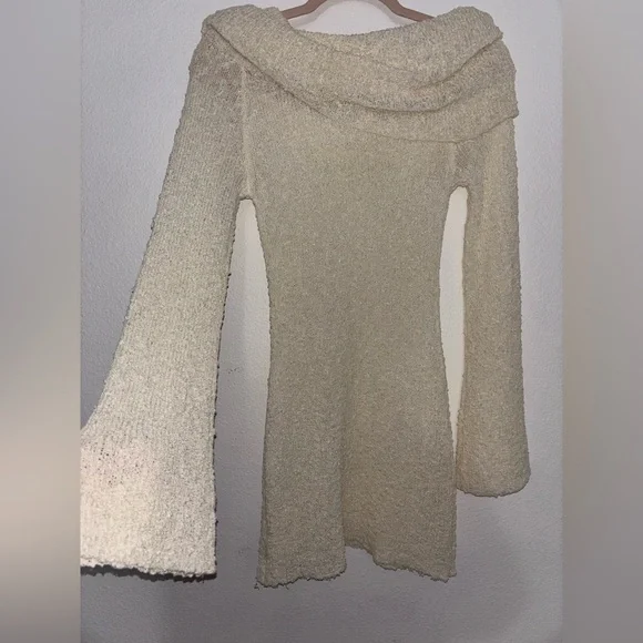 Meshki Giselle Off Shoulder Cowl Neck Dress M - Picture 6 of 8